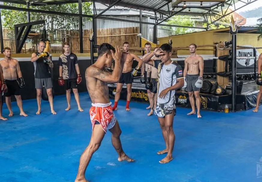 Begiginers Muay Thai Class